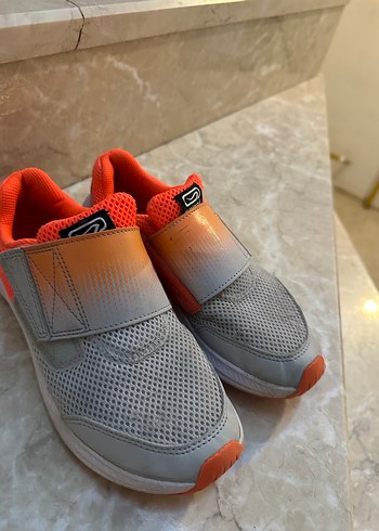 Decathlon Erkek Atletik Ayakkabı Kırmızı Gri - Görsel 2