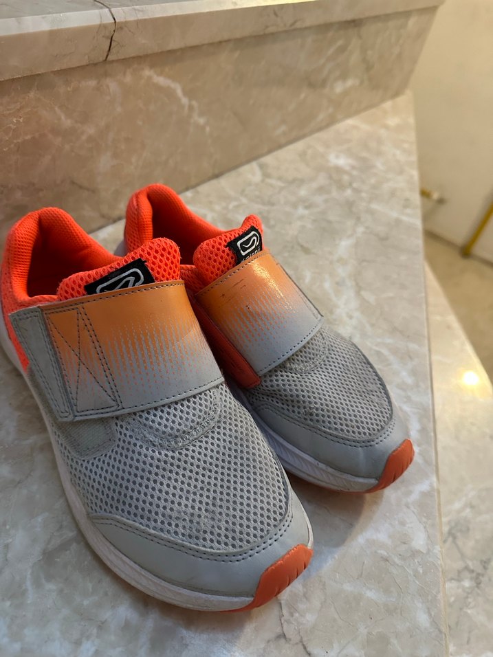 Decathlon Erkek Atletik Ayakkabı Kırmızı Gri - Görsel 2