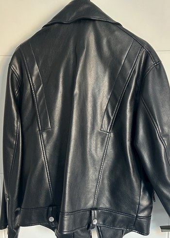 Bershka Kadın Siyah Biker Deri Ceket