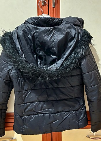 Siyah Kürklü Kadın Kışlık Mont - Görsel 7