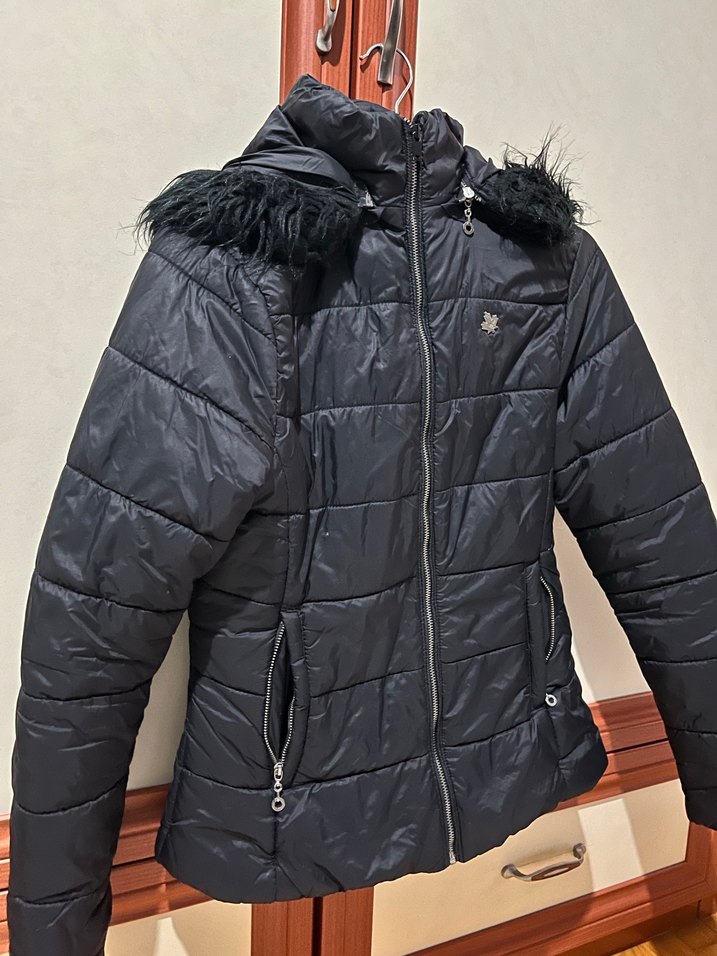 Siyah Kürklü Kadın Kışlık Mont - Görsel 3