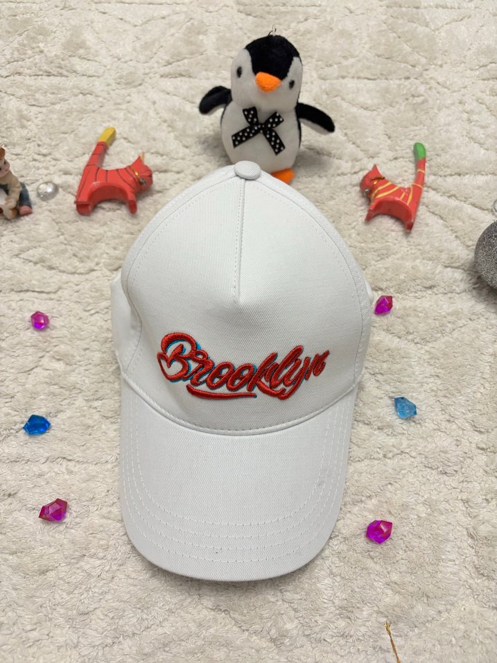 Koton Beyaz Brooklyn Nakışlı Pamuklu Kep Şapka - Görsel 3