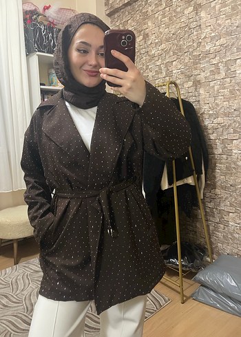 Taşlı ve kemerli acıkahve ceket - Görsel 2