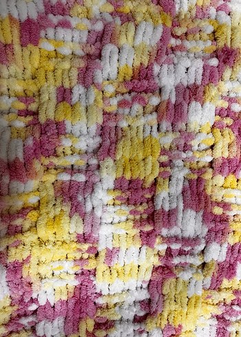 Çocuklar için Renkli Bağlama Desenli Örgü Battaniye - Görsel 5