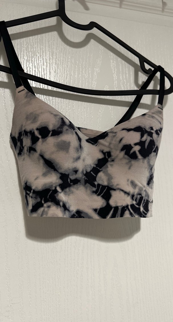 Bağlamalı Desenli sporcu sütyeni - Görsel 4