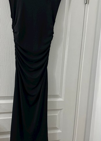 Siyah Drapeli Uzun V Yaka Elbise - Görsel 2