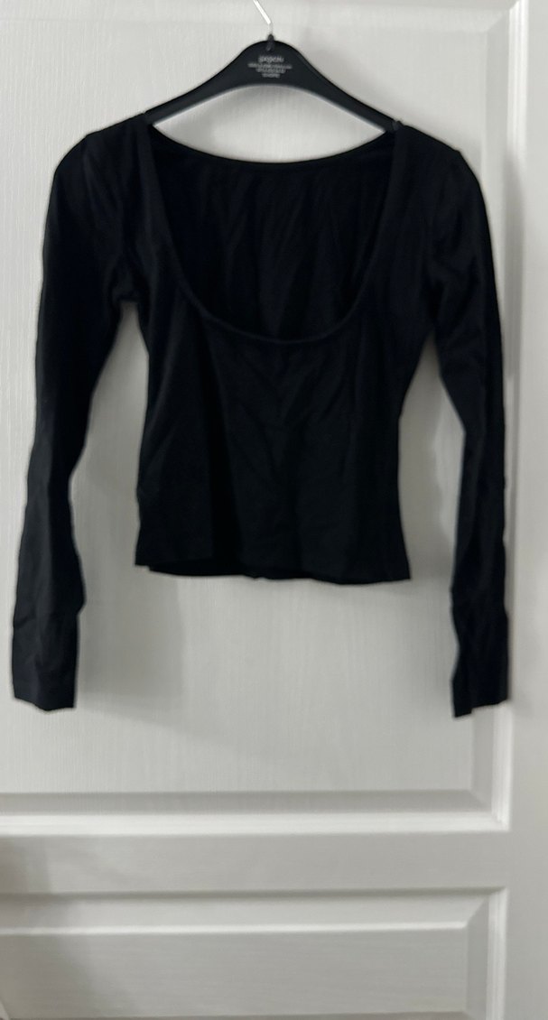 Siyah Düğmeli V Yaka Kadın Bluz - Görsel 2