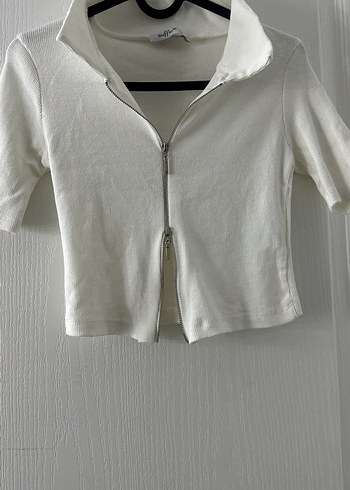 Kadın Beyaz Kısa Kollu Fermuarlı Crop - Görsel 2