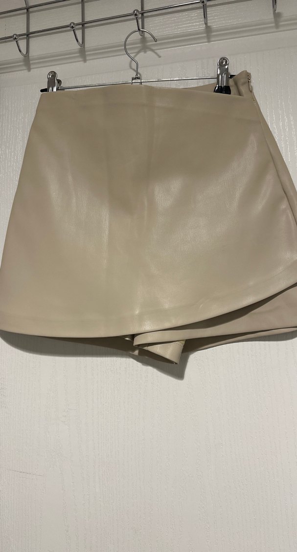 Bej Deri Mini şort etek. - Görsel 2