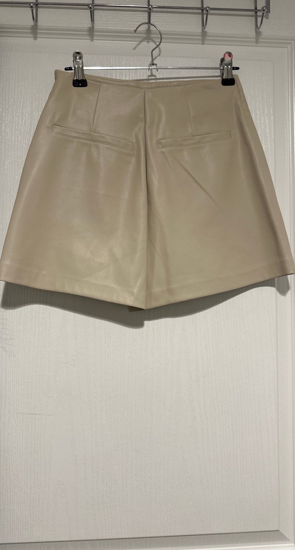Bej Deri Mini şort etek. - Görsel 3
