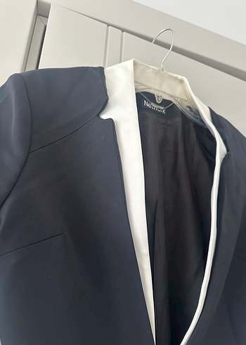 Düğmeli, Beyaz Detaylı Kadın Blazer Ceket ve cigarette pantolon - Görsel 2