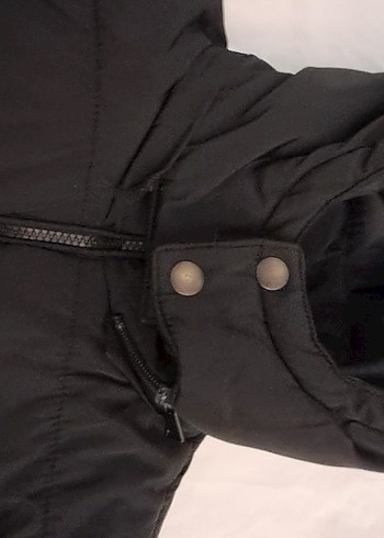 Siyah Fermuarlı Kapüşonlu Kadın Kışlık Mont - Görsel 5