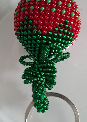 Boncuk İşlemeli Renkli Çilek Anahtarlık - Görsel 4