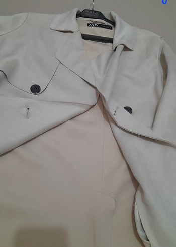 Düğmeli Beyaz Süet Midi Trençkot - Görsel 5