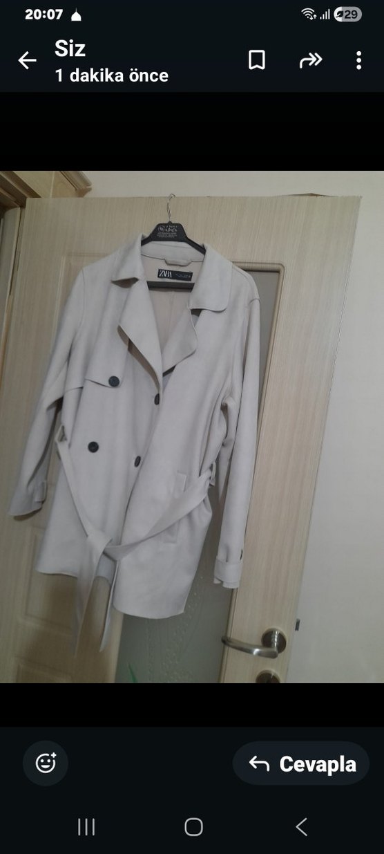 Düğmeli Beyaz Süet Midi Trençkot - Görsel 2