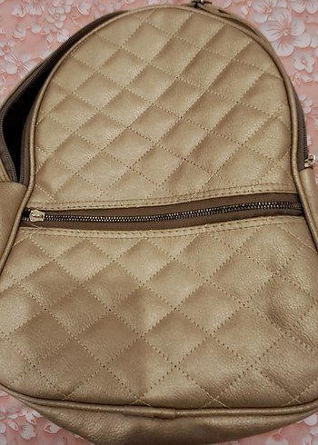 Fermuarlı Kadın Sırt Çantası - Görsel 2