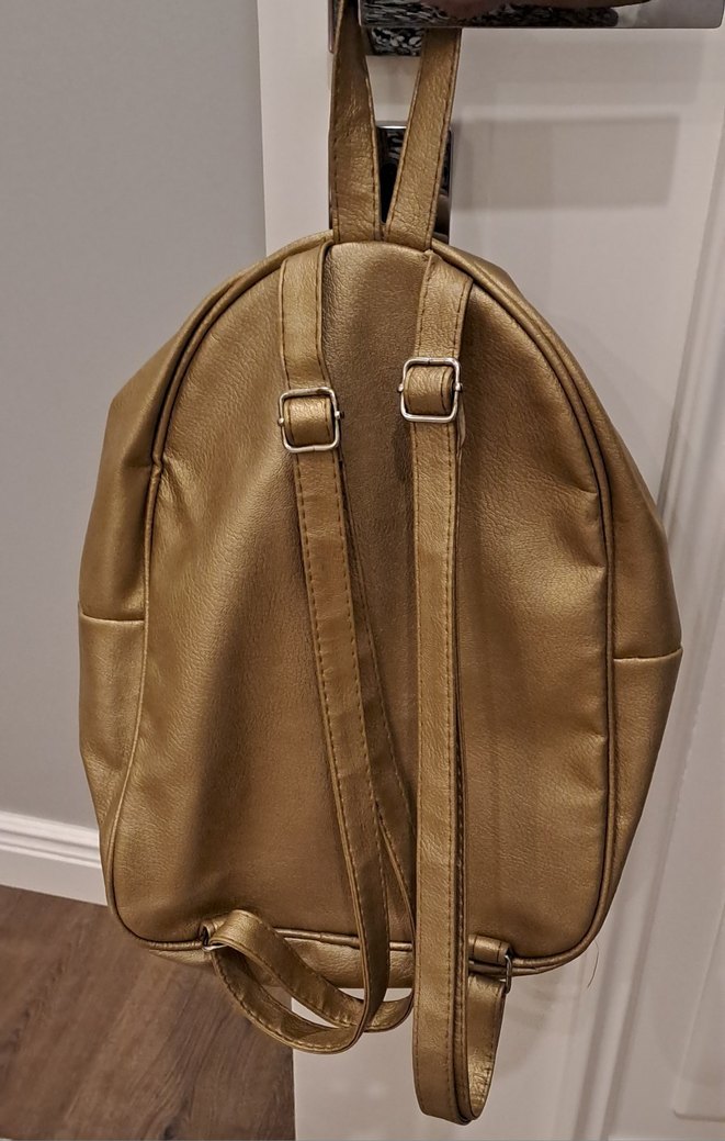 Fermuarlı Kadın Sırt Çantası - Görsel 5