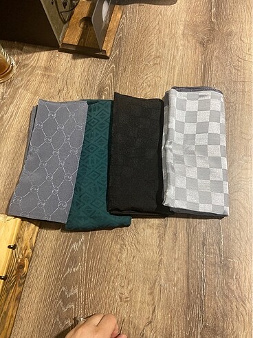 5 eşarp