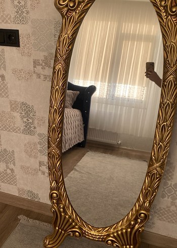 Altın Renk Parlak Dekoratif Boy Aynası
