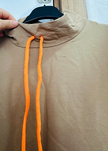 Trendyol & Milla Kadın Kahverengi Fermuarlı Mini Sweatshirt