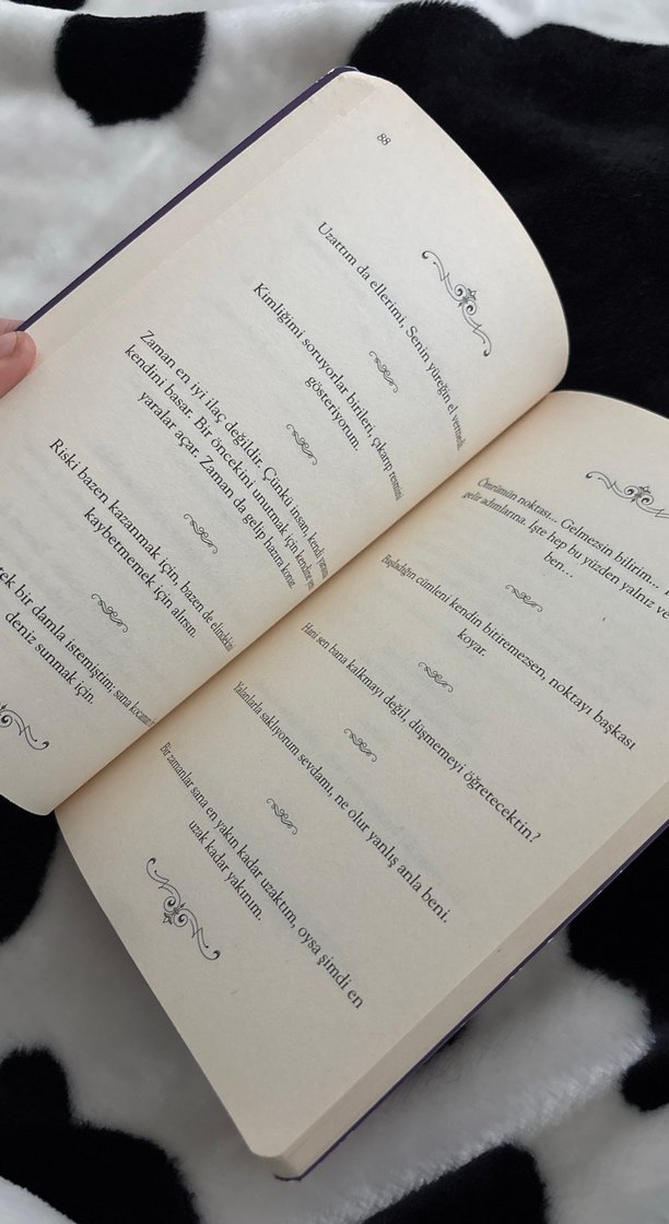 Kahraman Tazeoğlu - Söz (44. Baskı) - Görsel 3