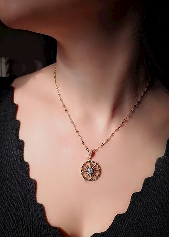  Beden Paslanmaz Çelik Güneş Desen Gold Kolye