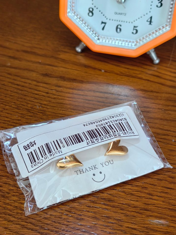 Gold Midi Kalp Küpeler - Görsel 3