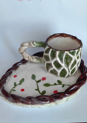 Yeşil Desenli Seramik Fincan ve Tabak - Görsel 2