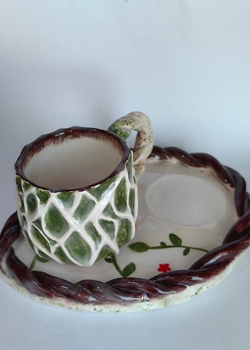 Yeşil Desenli Seramik Fincan ve Tabak - Görsel 3