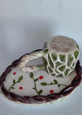 Yeşil Desenli Seramik Fincan ve Tabak - Görsel 4