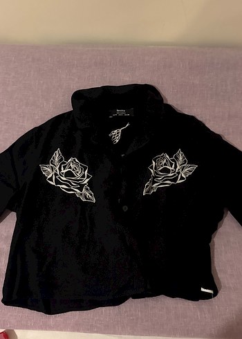 Siyah Gül Baskılı Düğmeli Goth Kadın Gömlek