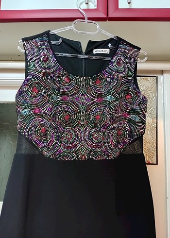 Boncuk İşlemeli Kolsuz Midi Elbise - Görsel 2