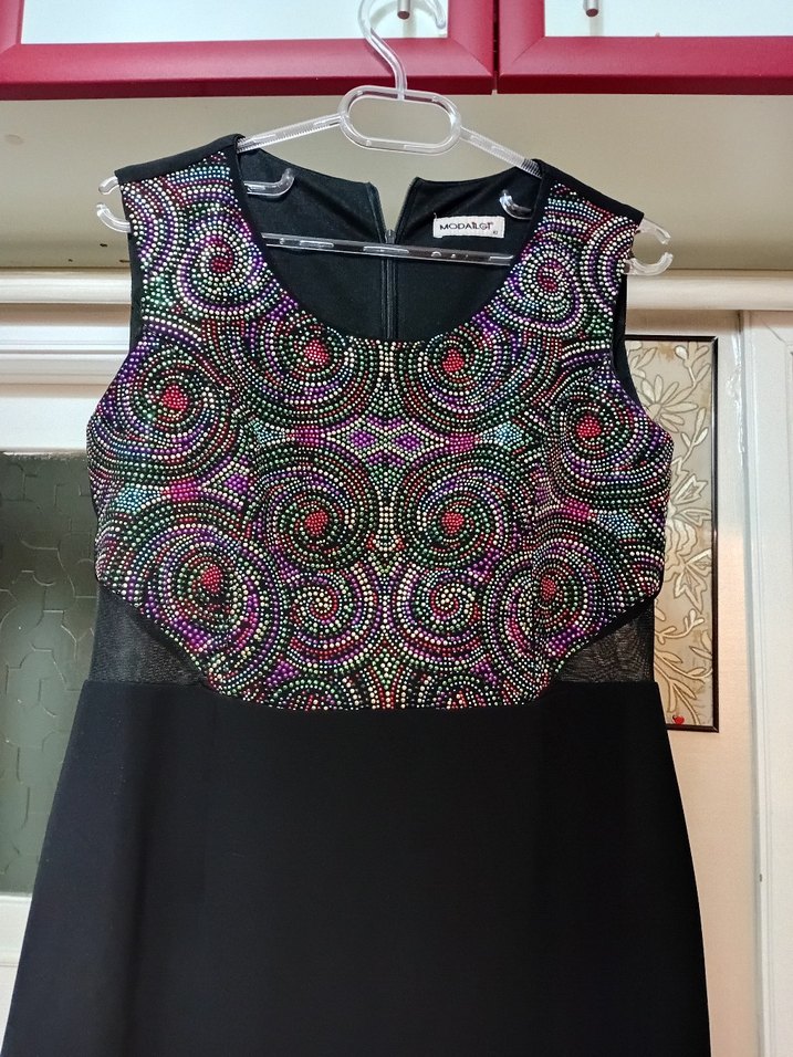 Boncuk İşlemeli Kolsuz Midi Elbise - Görsel 2