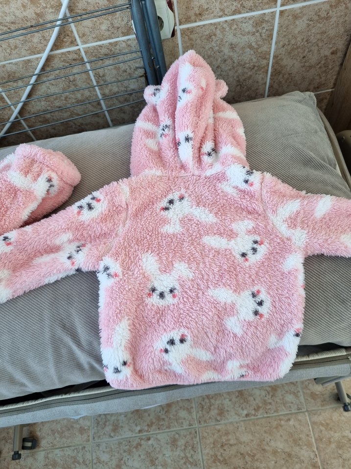 Kapüşonlu, Kürklü Pembe Kız Bebek Tulumu - Görsel 4