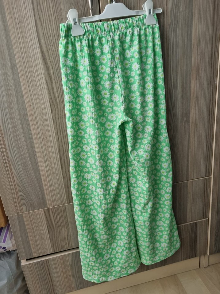 Yeşil Desenli Kız Çocuk Pantolon - Görsel 3