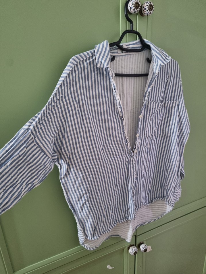 Düğmeli Çizgili Kadın Gömlek - Görsel 2