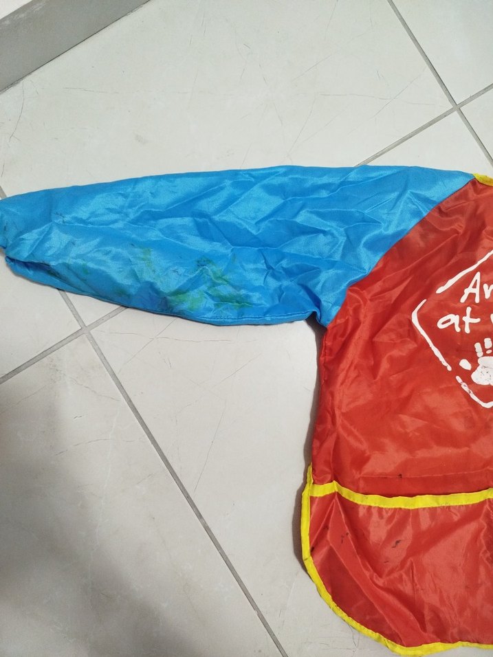 haber Castel Çok Renkli Baskılı Boyama önlüğü - Görsel 3