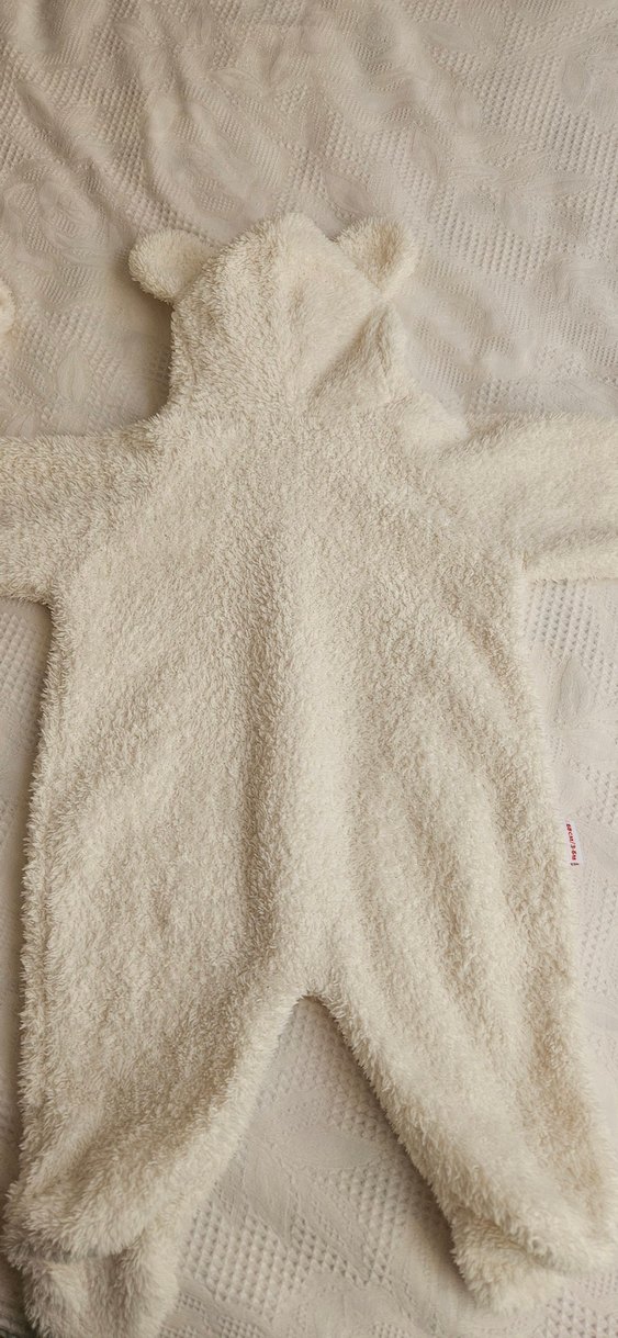 Beyaz Peluş Bebek Tulumu Kapüşonlu - Görsel 3