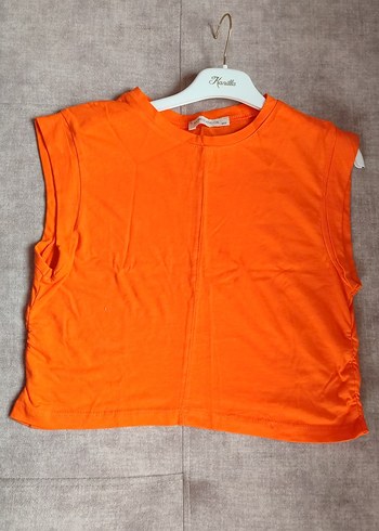 Turuncu Kolsuz Mini Spor Üst ve siyah şort tayt - Görsel 3