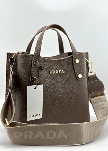 Prada Deri Kadın Çanta