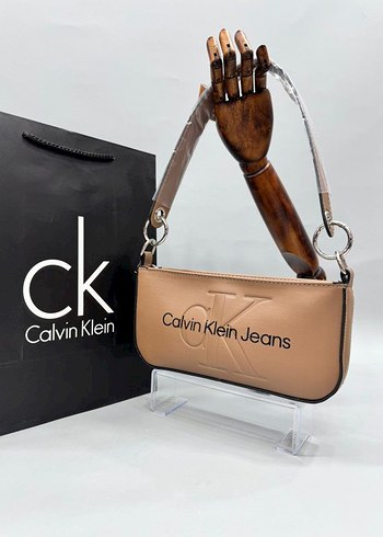Calvin Klein Calvin Klein Renkli Baskılı Deri Kadın Çanta