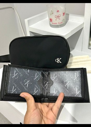 Calvin Klein Siyah Minimalist Erkek Cüzdanı - Görsel 2