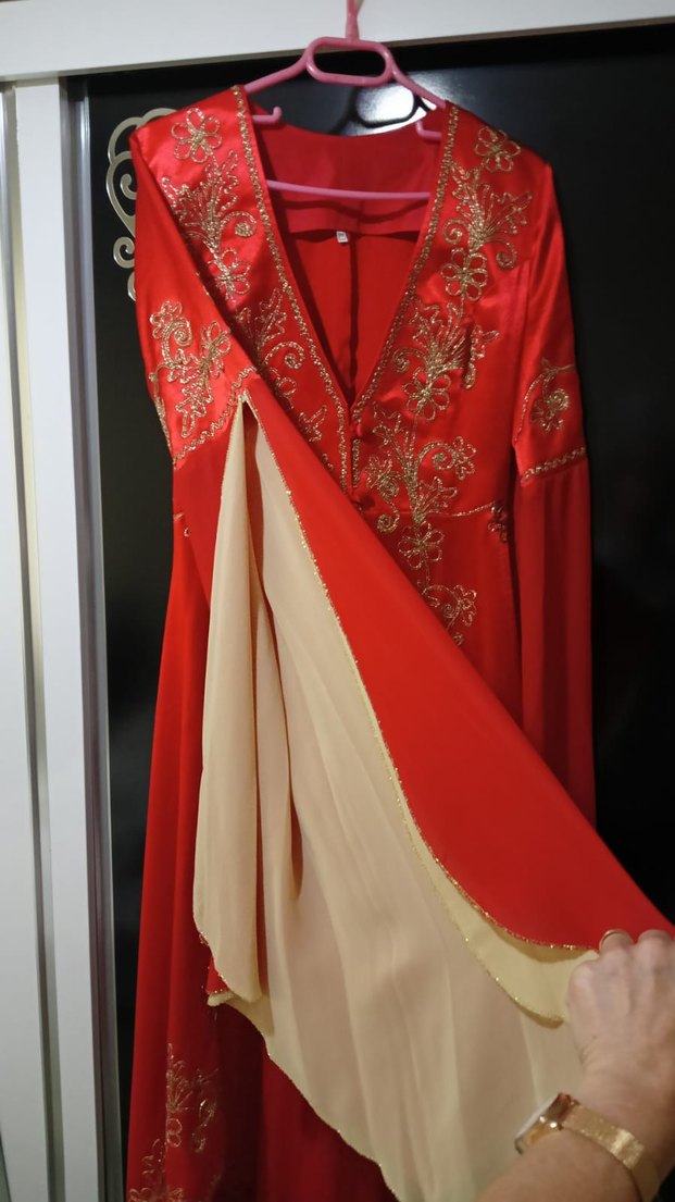 Kırmızı Nakışlı Uzun V Yaka Kadın Bindallı Kaftanı - Görsel 3