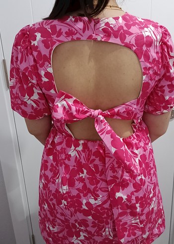 Renkli Pembe Mini Sırt Dekolteli Elbise - Görsel 2