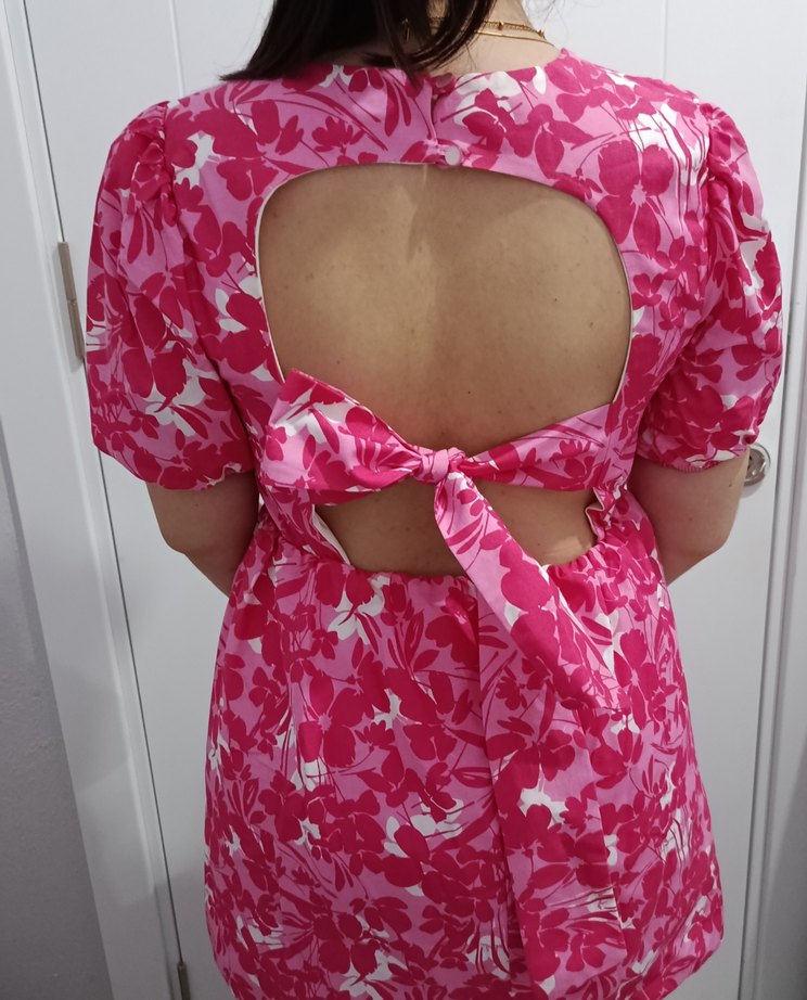 Renkli Pembe Mini Sırt Dekolteli Elbise - Görsel 2