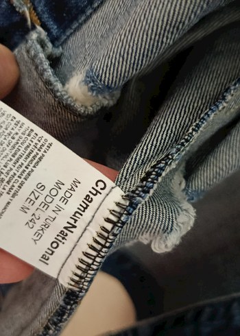 Düğmeli Yırtık Detaylı Kadın Kot Ceket - Görsel 3