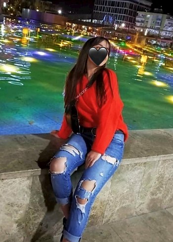 LC Waikiki Yırtık Detaylı Mavi Midi Boy Kadın Jean