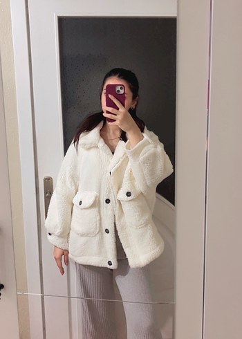Beyaz Peluş Kadın Ceket