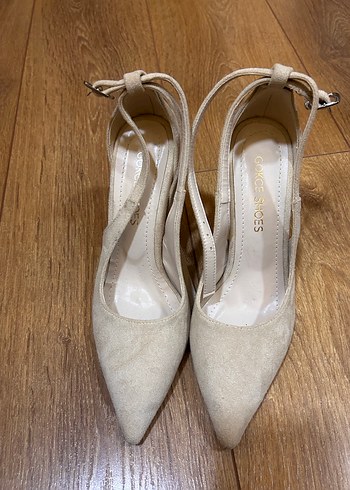 37 Beden ten rengi Renk Bej Süet Stiletto Tokalı Kadın Topuklu Ayakkabı