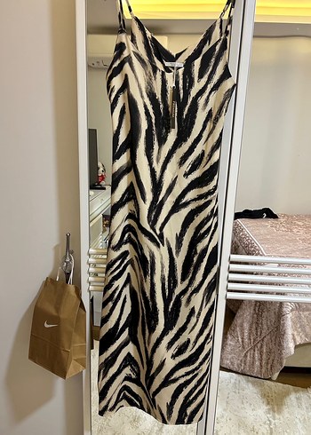 Perry İnce Askılı Desenli Elbise - Görsel 4